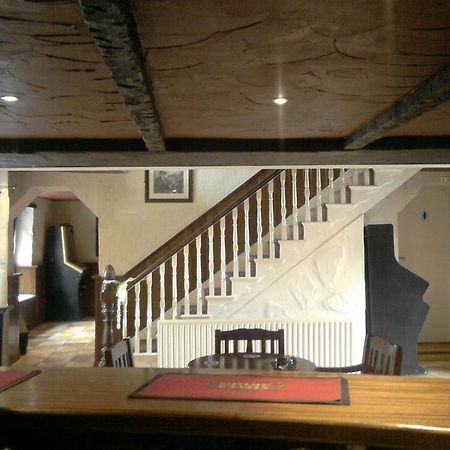 Finn Maccools Public House & Guest Inn Bushmills Bagian luar foto