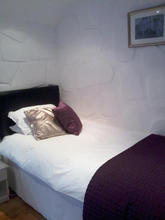 Finn Maccools Public House & Guest Inn Bushmills Bagian luar foto